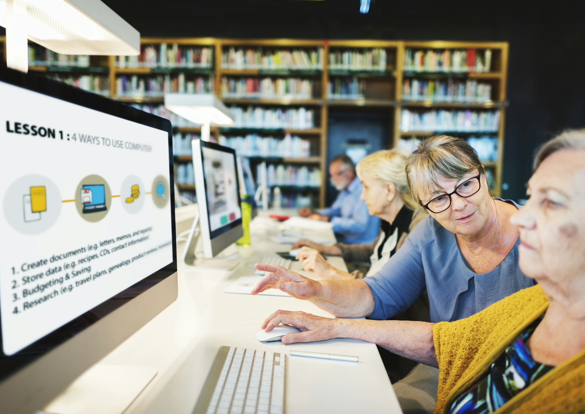 Computer and technology class for senior citizens